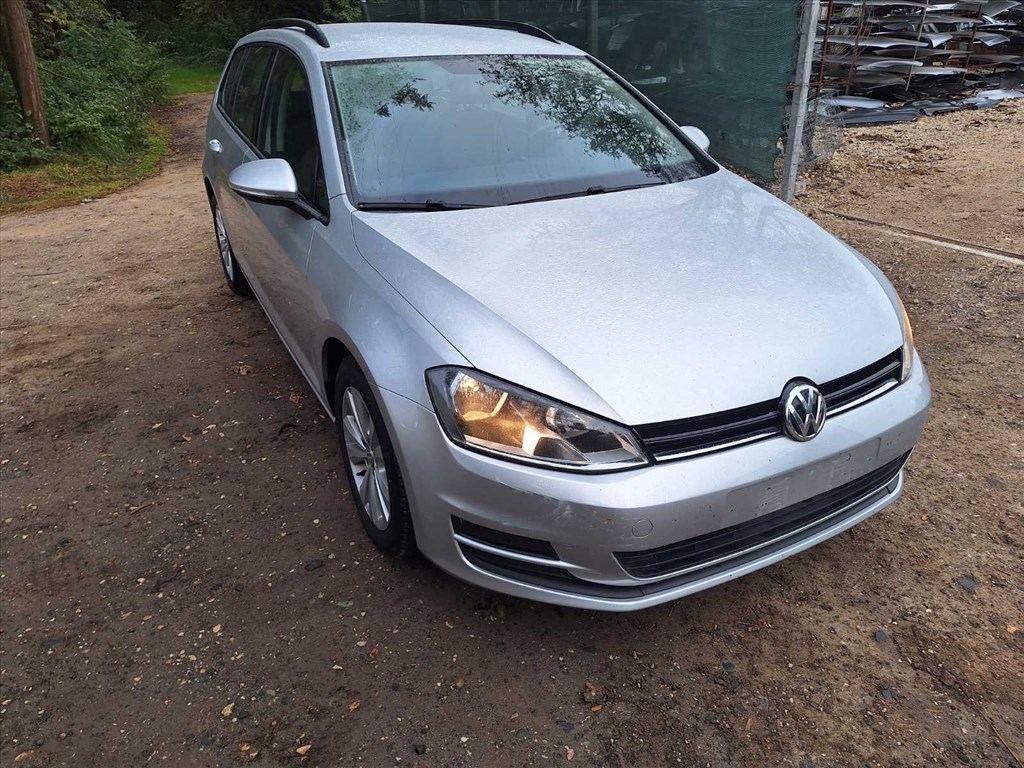 Volkswagen Golf VII CLH MWW LA7W (A7 Typ 5G) bontott alkatrészei 2. kép