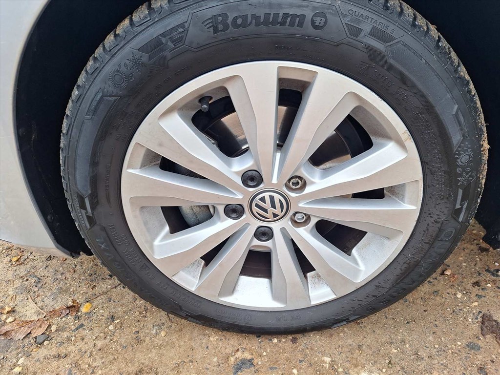 Volkswagen Golf VII CLH MWW LA7W (A7 Typ 5G) bontott alkatrészei 9. kép
