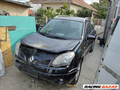 Renault Koleos I bontott alkatrészei