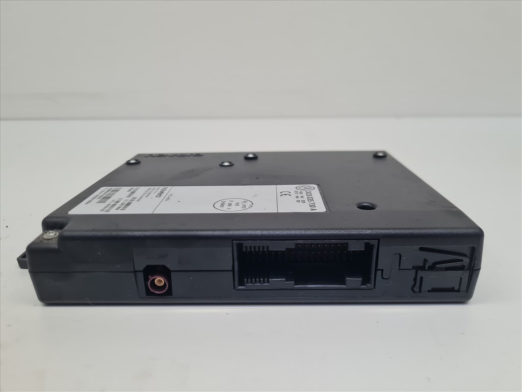 Volkswagen Golf VI bluetooth elektronika (25047) 3C8 035 730 A 3c8035730a 4. kép