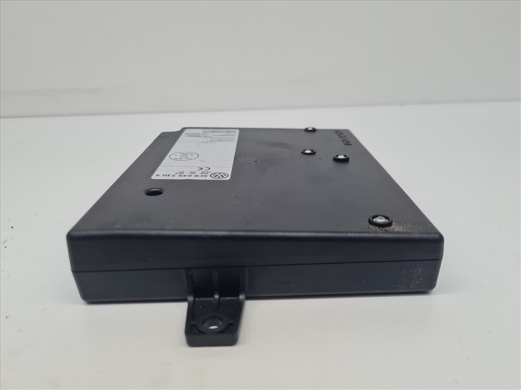 Volkswagen Golf VI bluetooth elektronika (25047) 3C8 035 730 A 3c8035730a 5. kép