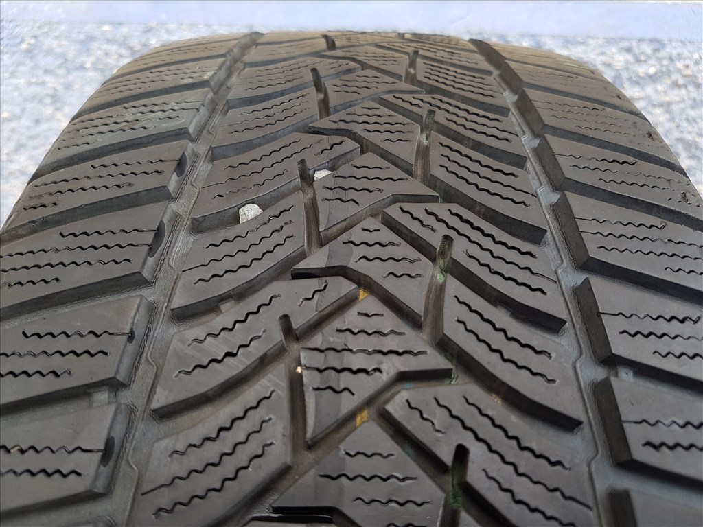  225/45 R17  Dunlop Winter Sport 5 téli gumi 1. kép