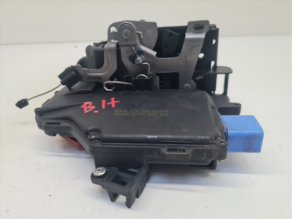 Volkswagen Golf VI kombi bal hátsó ajtózár (25314) 7l083915d 6. kép