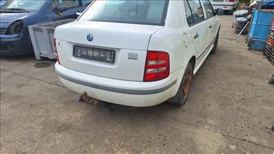 Skoda Fabia I csomagtérajtó 
