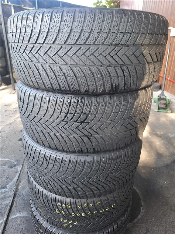  255/40/20"  Bridgestone téli gumi  2. kép
