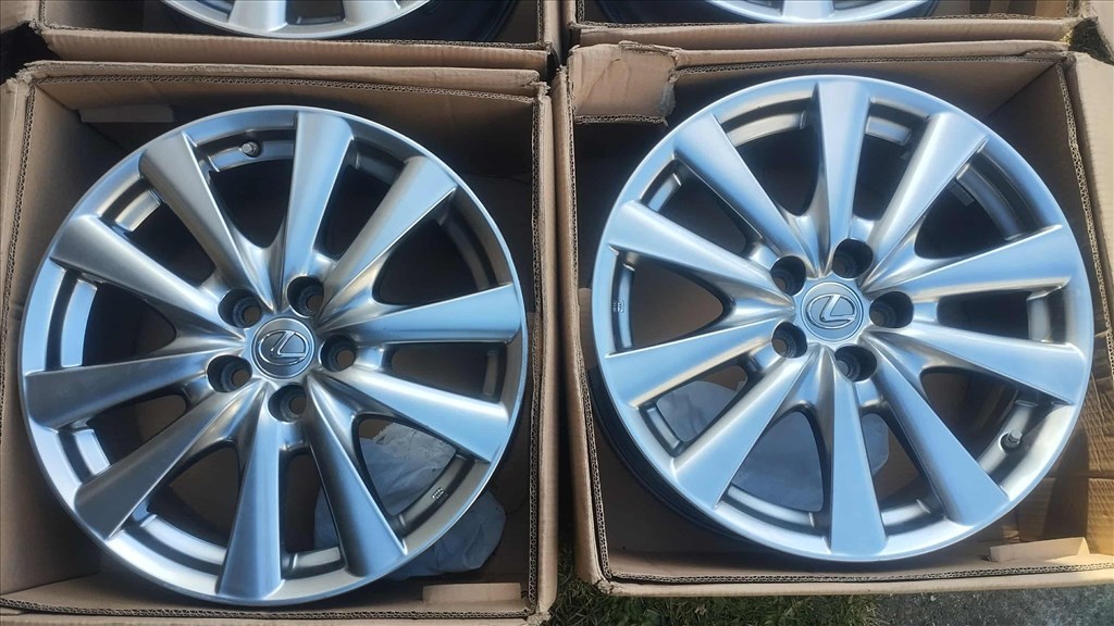 5x114,3 18 Lexus Toyota gyári alufelni r18 " TPMS 7. kép