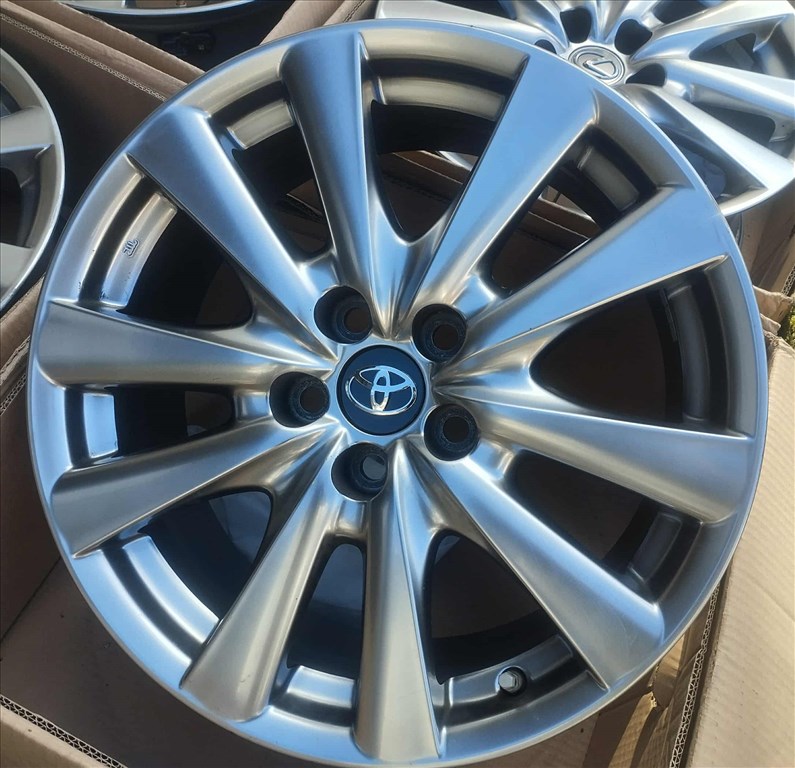 5x114,3 18 Lexus Toyota gyári alufelni r18 " TPMS 2. kép