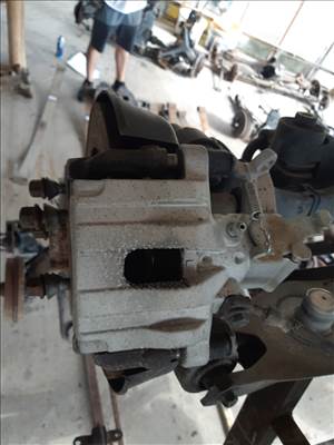 Saab 9-3 Bal Hátsó Féknyereg