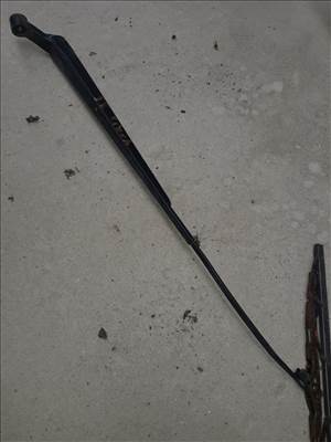 Toyota Yaris 98-05 Jobb Első Ablaktörlő Kar 85211-0D020-D