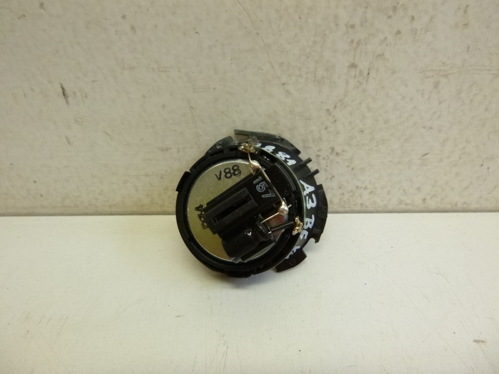 Audi A3 (8P) bal elsõ hangszóró 8P0035399C 7606500478 2. kép