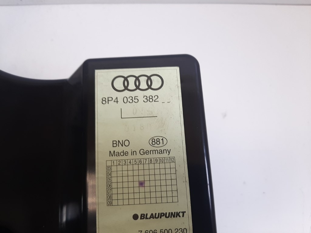 Audi A3 5 ajtós (8P) bal hátsó hangszóró csomagtérbe 8P4035382 2. kép