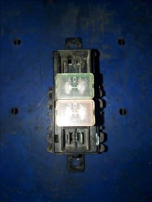 Suzuki Vitara Biztosítéktábla / Relé Tábla