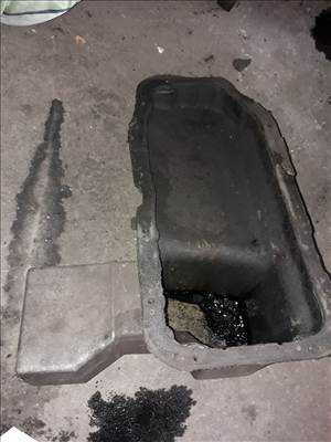 Opel Frontera A Olajteknő