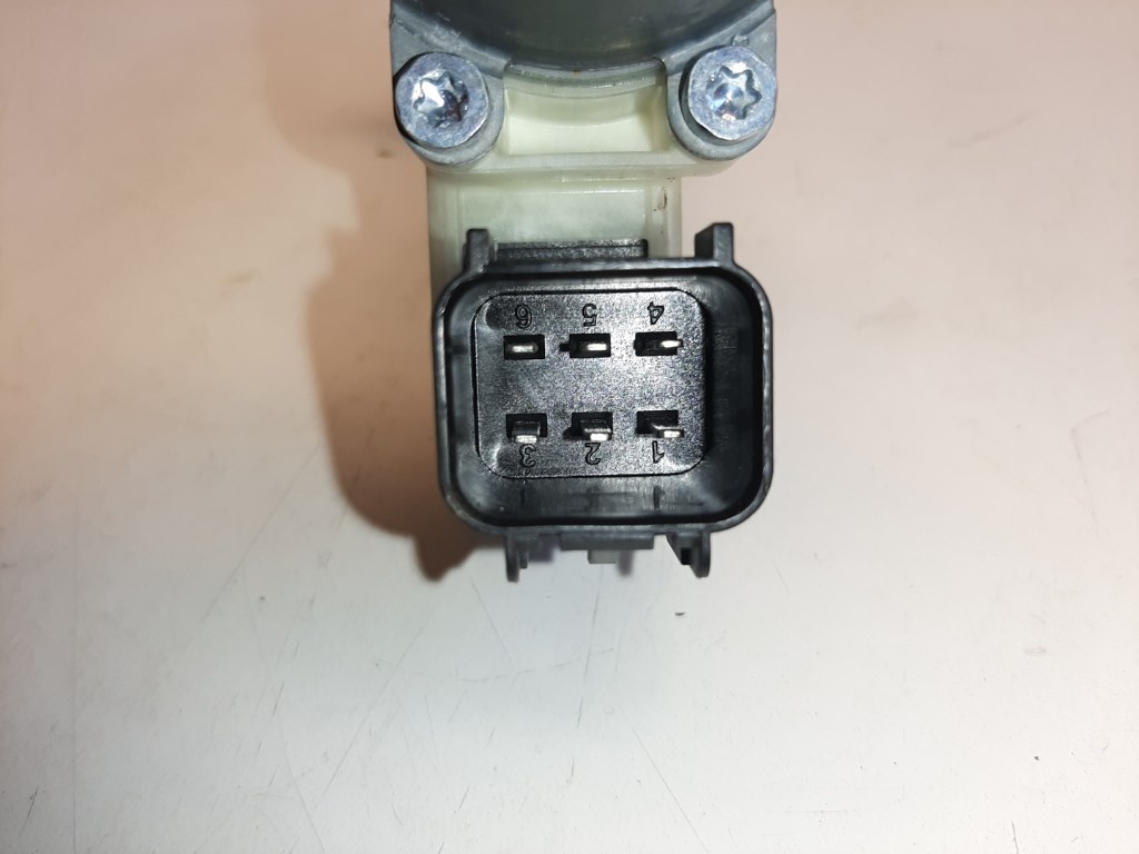 Ford Focus bal hátsó ablakemelõ motor 4. kép