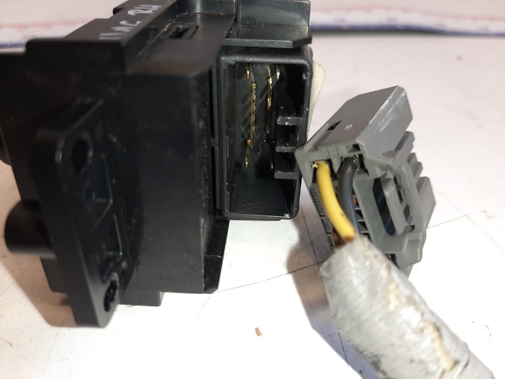 Honda Civic bal hátsó ablakemelõ kapcsoló 35770SMG 2. kép