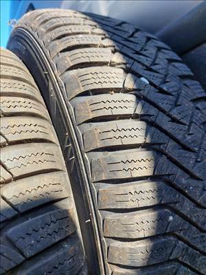  185/60 15" Laufenn téli gumi