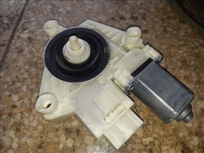 Volkswagen Golf VII Bal Hátsó Ablakemelő Motor 5Q4.959.811.A