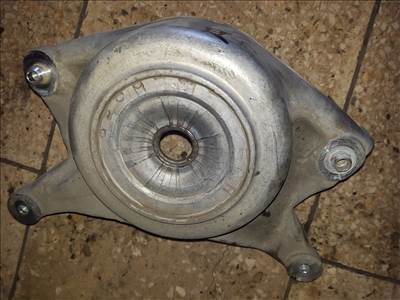 Audi A4 B8 Jobb Első Rugó Tartó