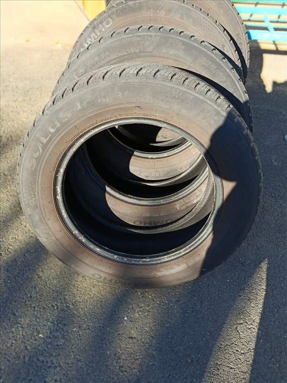  225/6017" használt Kumho négyévszakos gumi gumi 2. kép