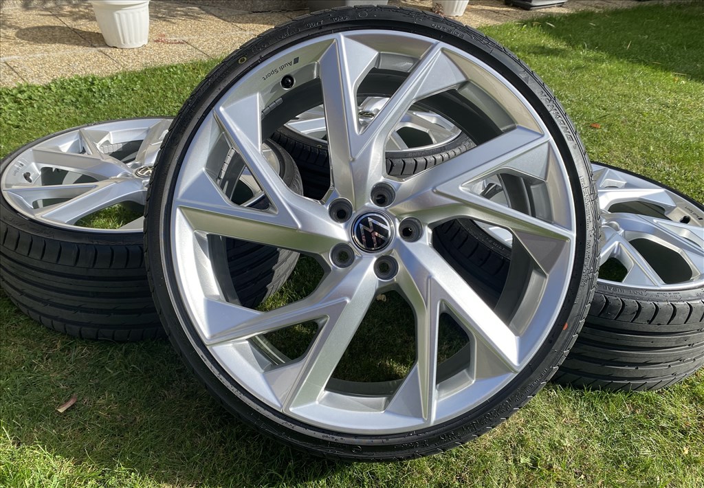 Gyári 21” rs szett - vw arteon, passat stb stb 1. kép