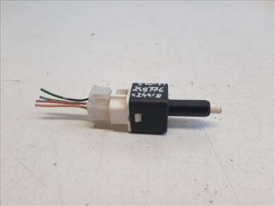 Suzuki Swift (RS) féklámpa kapcsoló