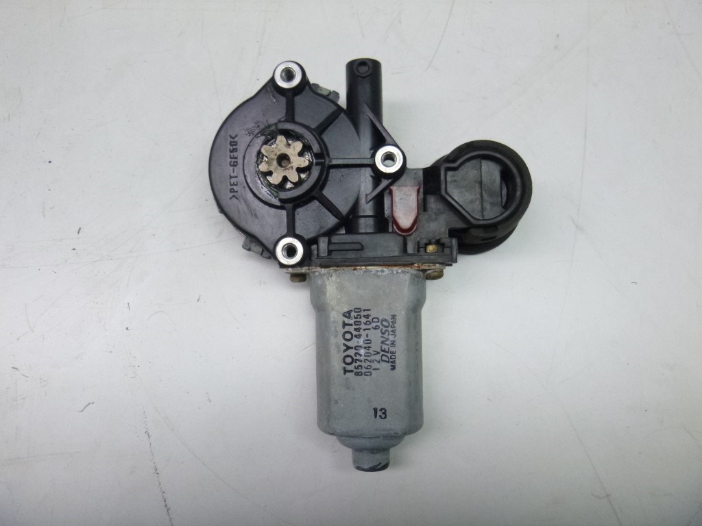 Toyota Avensis Verso bal hátsó ablakemelõ motor 8572044050 1. kép