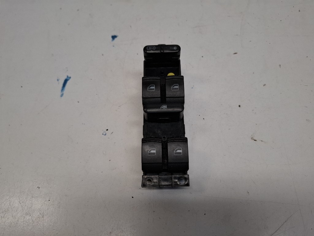 Volkswagen Golf IV (1J) bal elsõ ablakemelõ kapcsoló 1J4959857D 1. kép