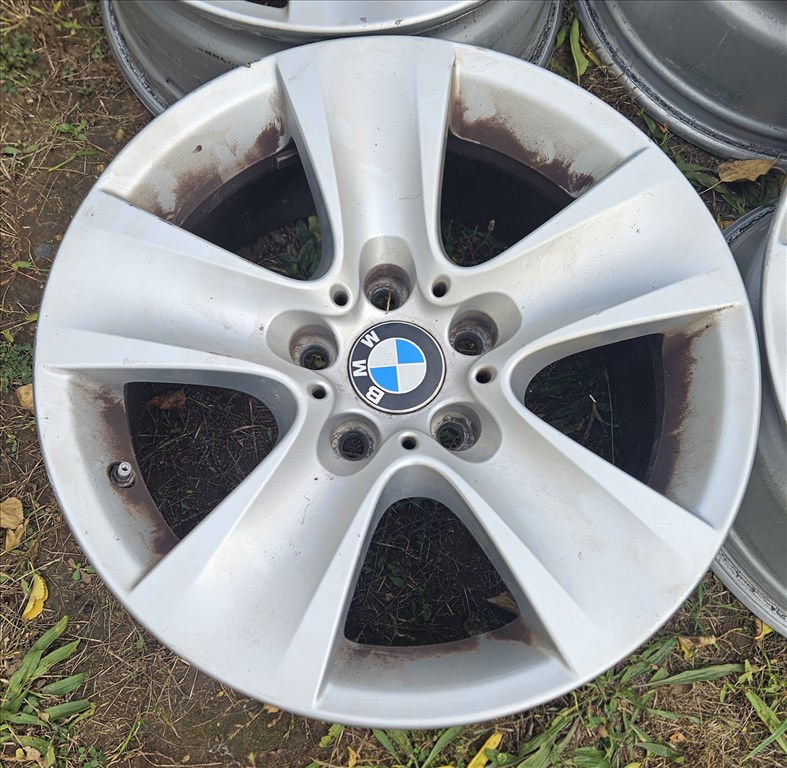  5x120 lyukosztású 8JJ 17" használt (gyári felni) alufelni 2. kép