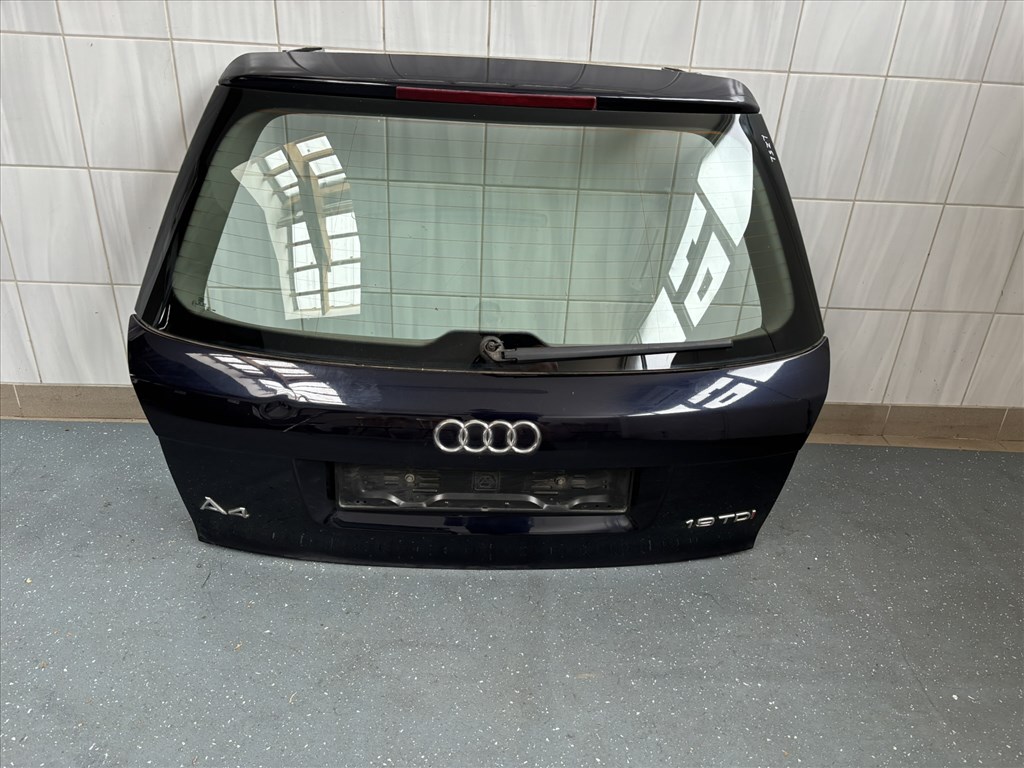 Audi A4 (B6/B7) B6/B7 csomagtér ajtó (kombi) A4 B6 2. kép