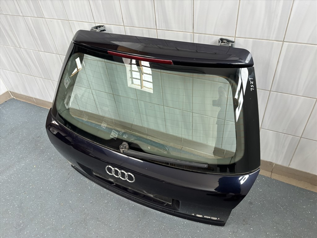 Audi A4 (B6/B7) B6/B7 csomagtér ajtó (kombi) A4 B6 5. kép