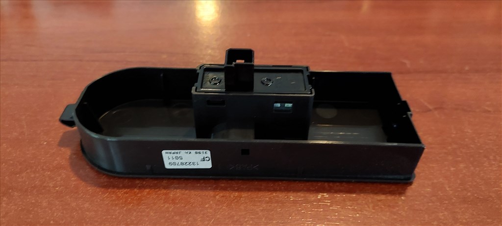 Opel Zafira B ablakemelő kapcsoló  2. kép