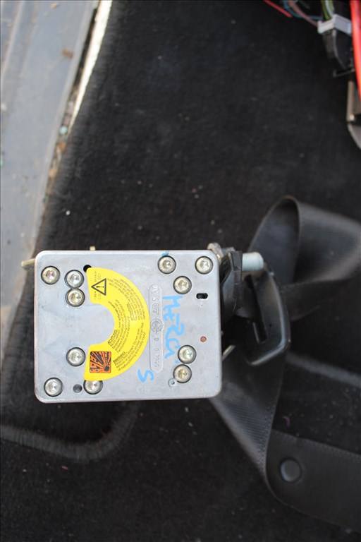 Mercedes S 320 W220 első biztonsági öv 4. kép