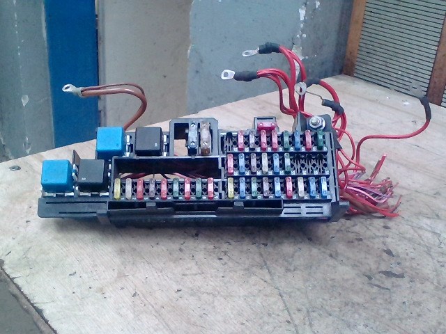 MERCEDES A W168 1997.10.01-2001.04.30 Biztosítéktábla BCM BSI BSM SAM GEM modul Utastér 1. kép