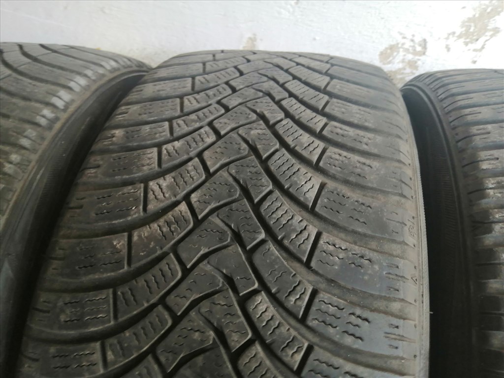  4db 255/4020" használt Falken téli gumi 255/40R20 20 255/40 R20 Audi A6 Q5 Q7 Tesla 16. kép