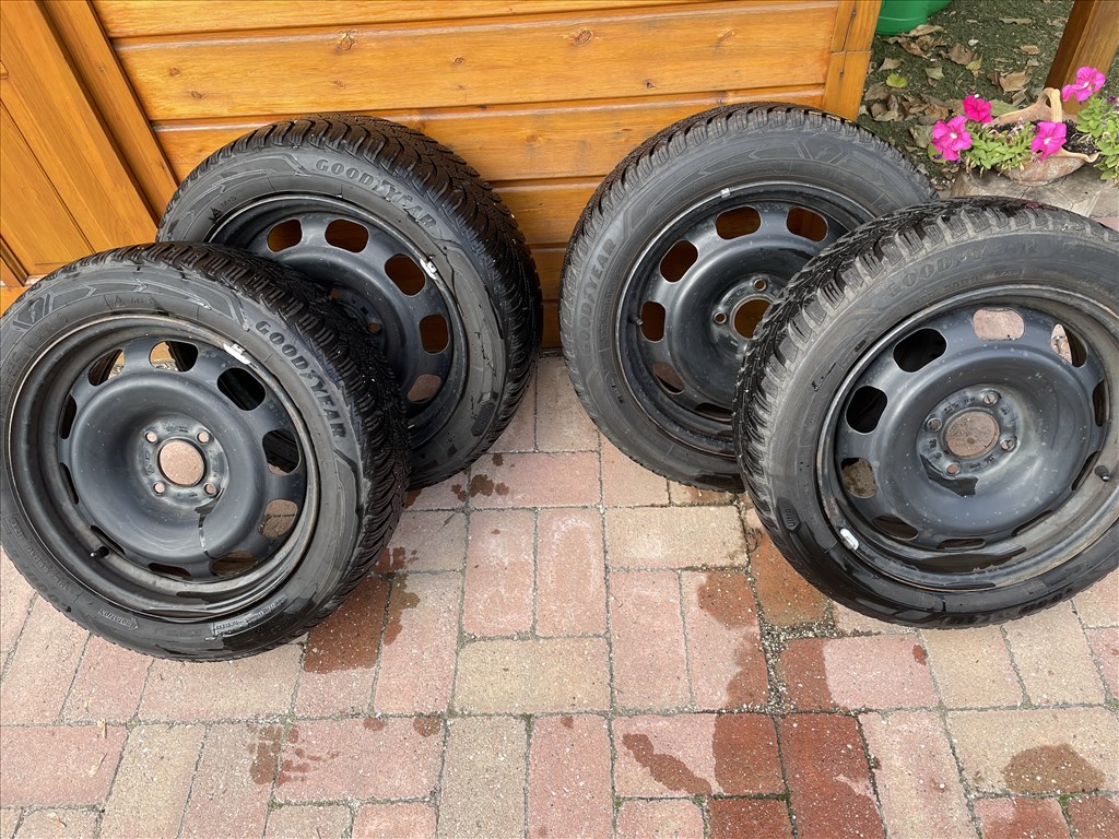  4x108 lyukosztású 6,5JJ 16" használt (gyári felni) lemezfelni 1. kép