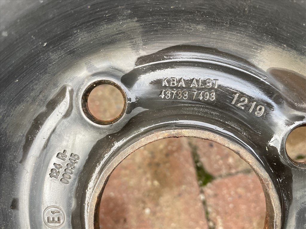  4x108 lyukosztású 6,5JJ 16" használt (gyári felni) lemezfelni 4. kép