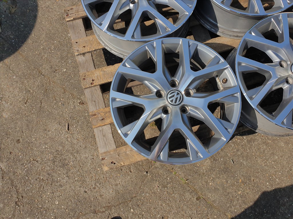 17" 5x112 Volkswagen Caddy 4. kép