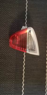 BMW 3-as sorozat E90 (facelift előtti) jobb belső hátsó lámpa 