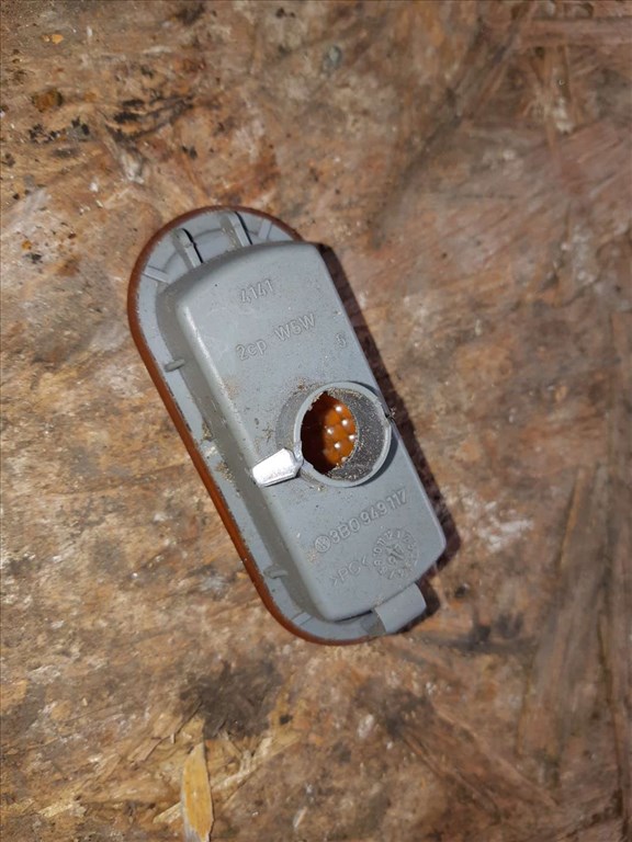 Volkswagen Passat B5 96-05 Oldalindex Búra 3B0 949 117 2. kép