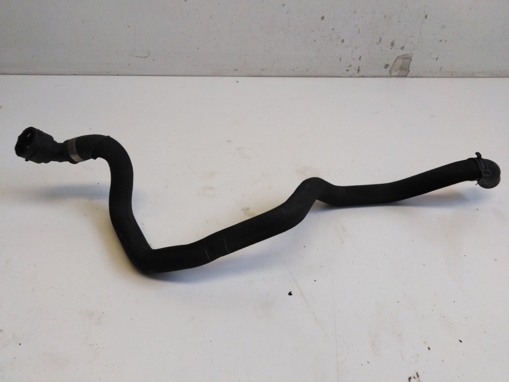 Audi A4 (8E B7) vízhûtõ csõ (vízcsõ) 8E0121109M 1. kép