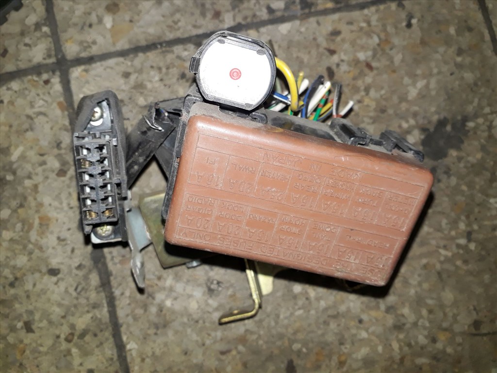 Suzuki Vitara Biztosítéktábla / Relé Tábla 1. kép