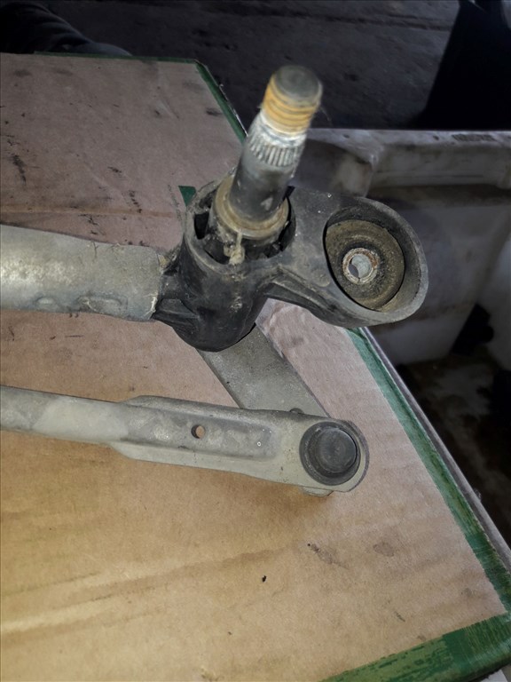 Opel Astra H Elsõ Ablaktörlõ Mechanika 131 11 211 2. kép