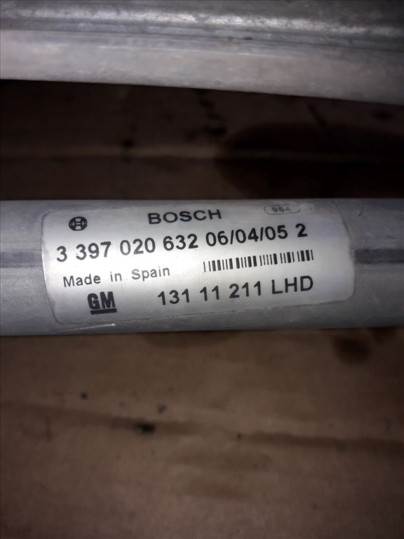 Opel Astra H Elsõ Ablaktörlõ Mechanika 131 11 211 5. kép