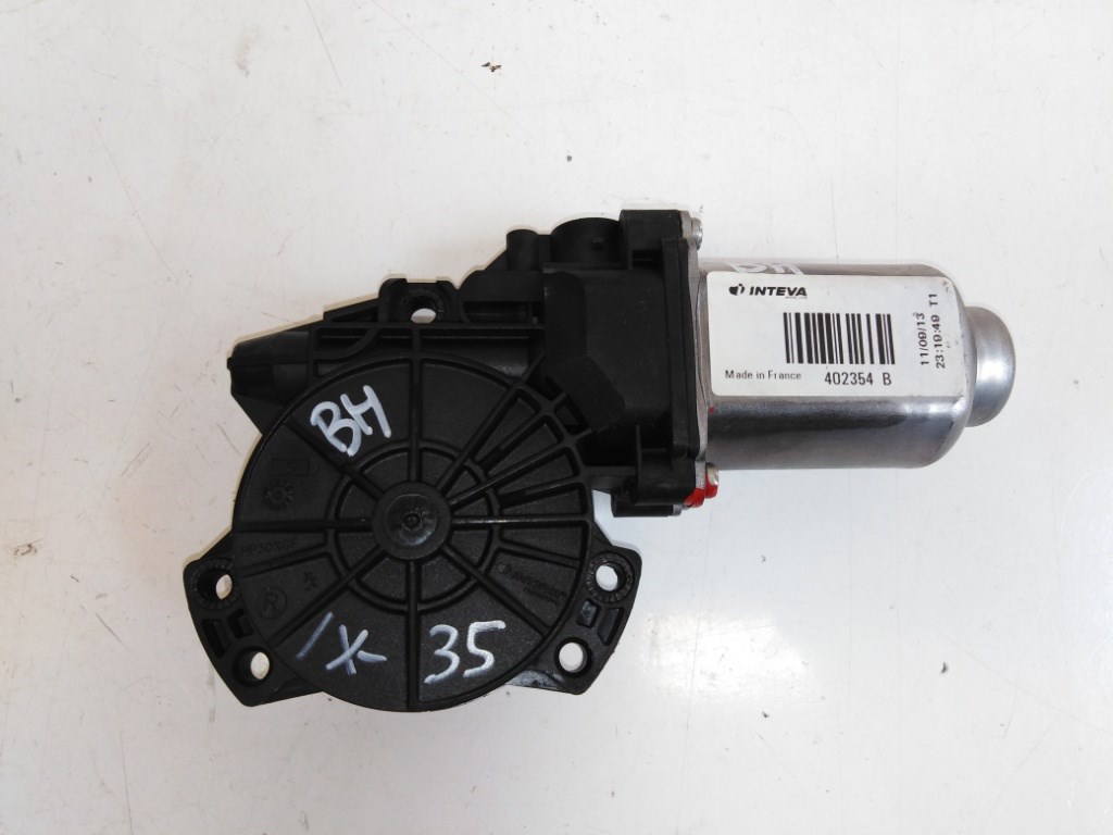 Hyundai IX35 (ELH) bal hátsó ablakemelõ motor 2. kép