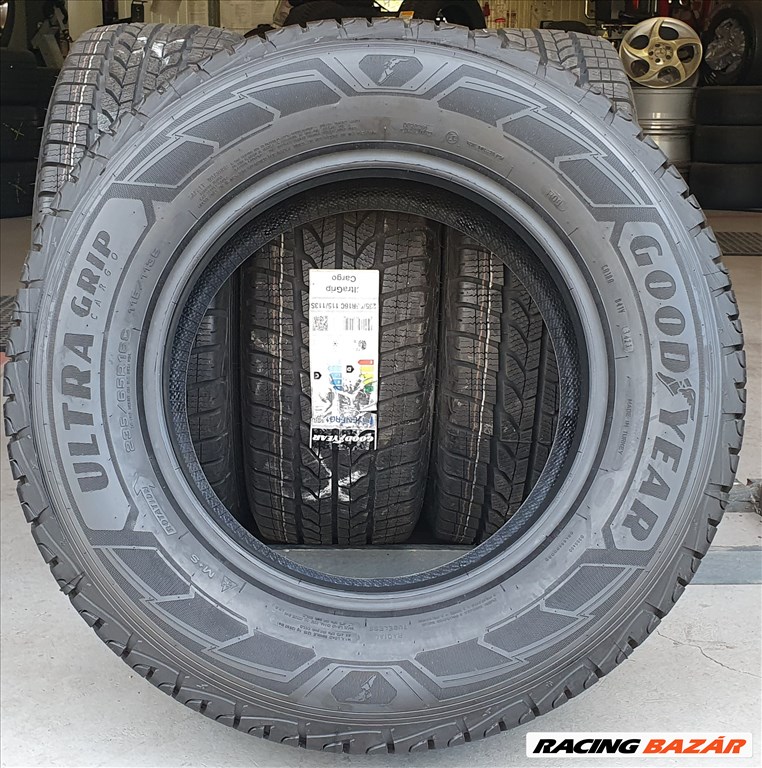 ÚJ Goodyear UltraGrip Cargo 235/65 R16 C" téli gumi 4db   /T193. 1. kép