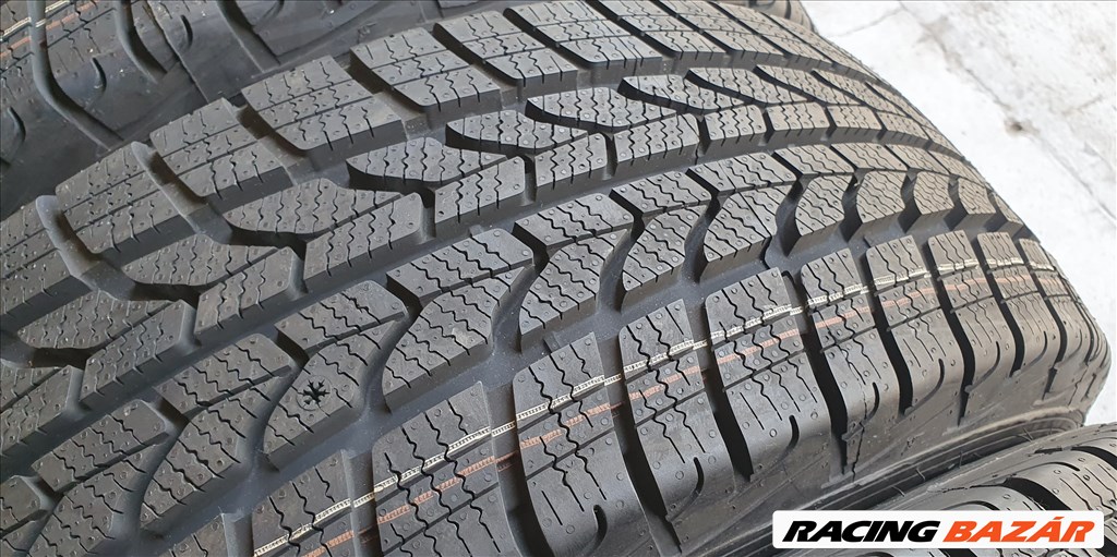 ÚJ Goodyear UltraGrip Cargo 235/65 R16 C" téli gumi 4db   /T193. 5. kép