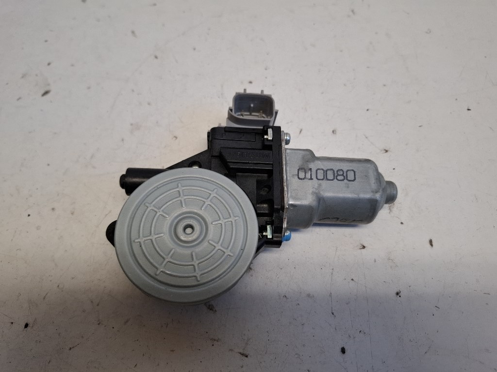 Nissan Leaf (ZE1) bal hátsó ablakemelõ motor 82730CV01C 2. kép