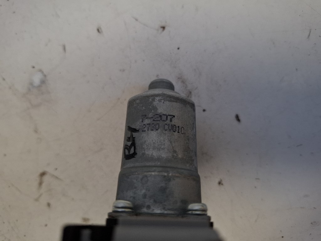 Nissan Leaf (ZE1) bal hátsó ablakemelõ motor 82730CV01C 3. kép