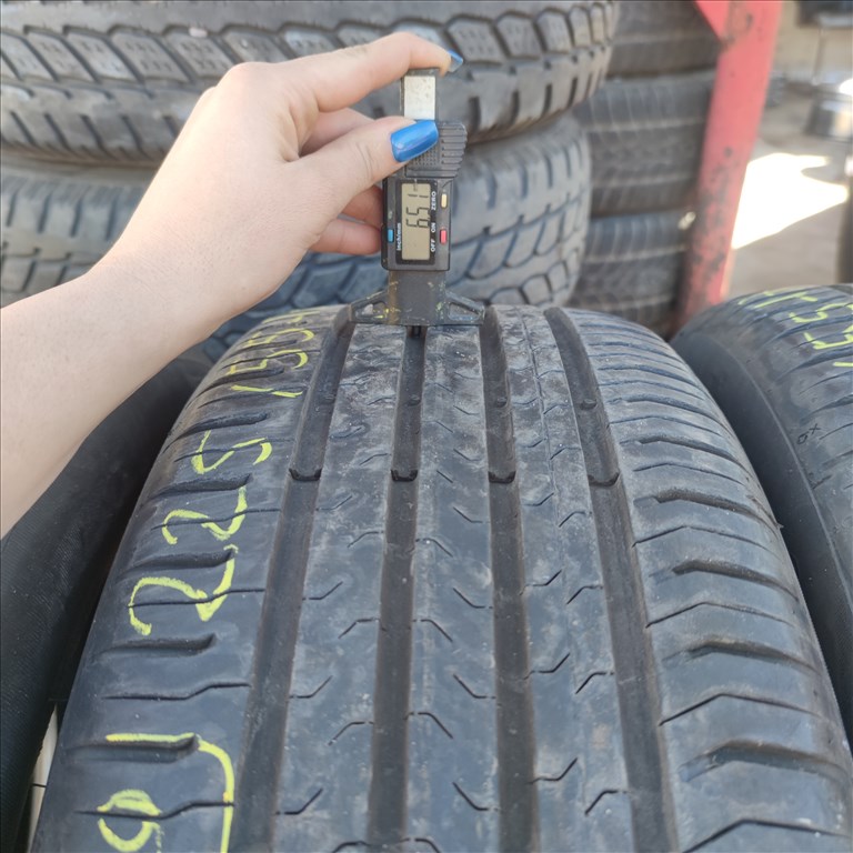  225/55 R17 Continental nyári gumi 32000ft a 2db/320/ 1. kép