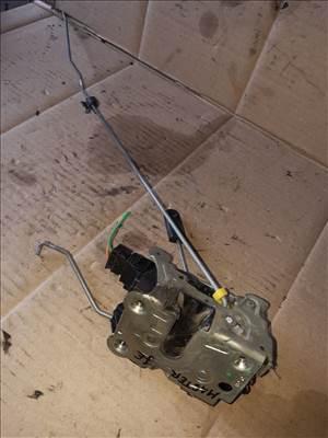 Renault Master 03-10 Jobb Első Ajtó Zárszerkezet  Központizár Motor